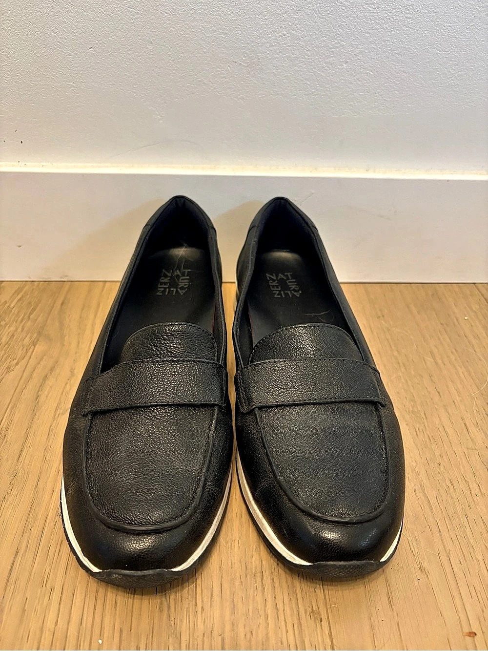 Naturalizer Lucy Loafer Leather Loafers Black & White US 9.5W